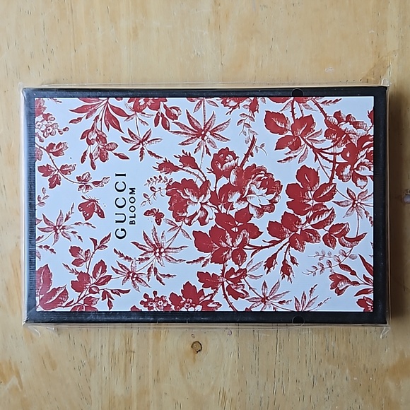 GUCCI BLOOM JOURNAL - Picture 12 of 12